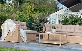 Villa Arboretet - Seaside Villa With Private Pool & Infrared Sauna In The Heart Of Arboretet, Bergen